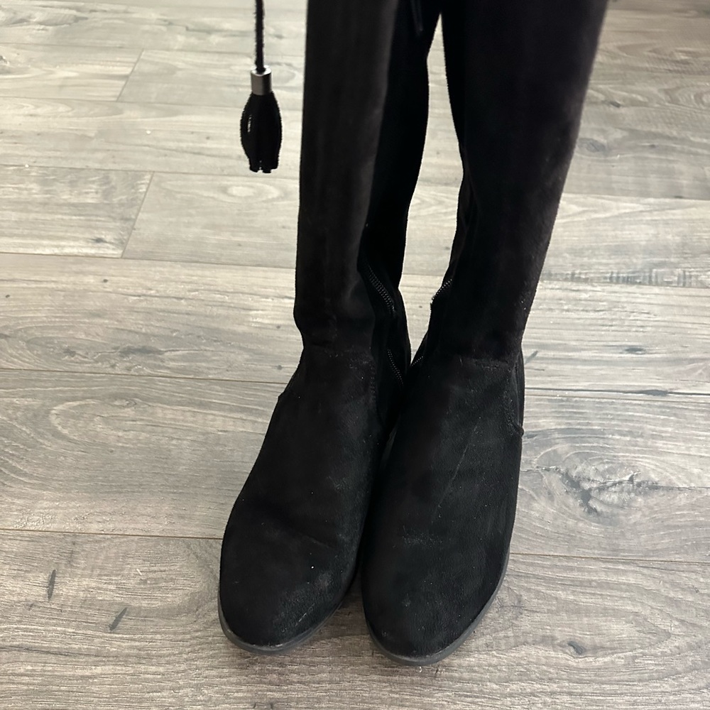 Over knee high black boots - size 6